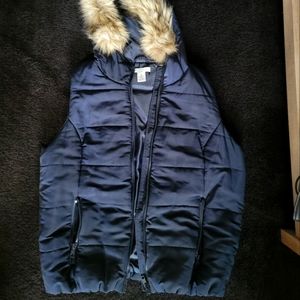 NWOT Liz Claiborne Puffer Faux Fur Vest Navy Plus